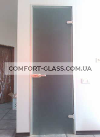 Міжкімнатні скляні двері в сучасному інтер’єрі